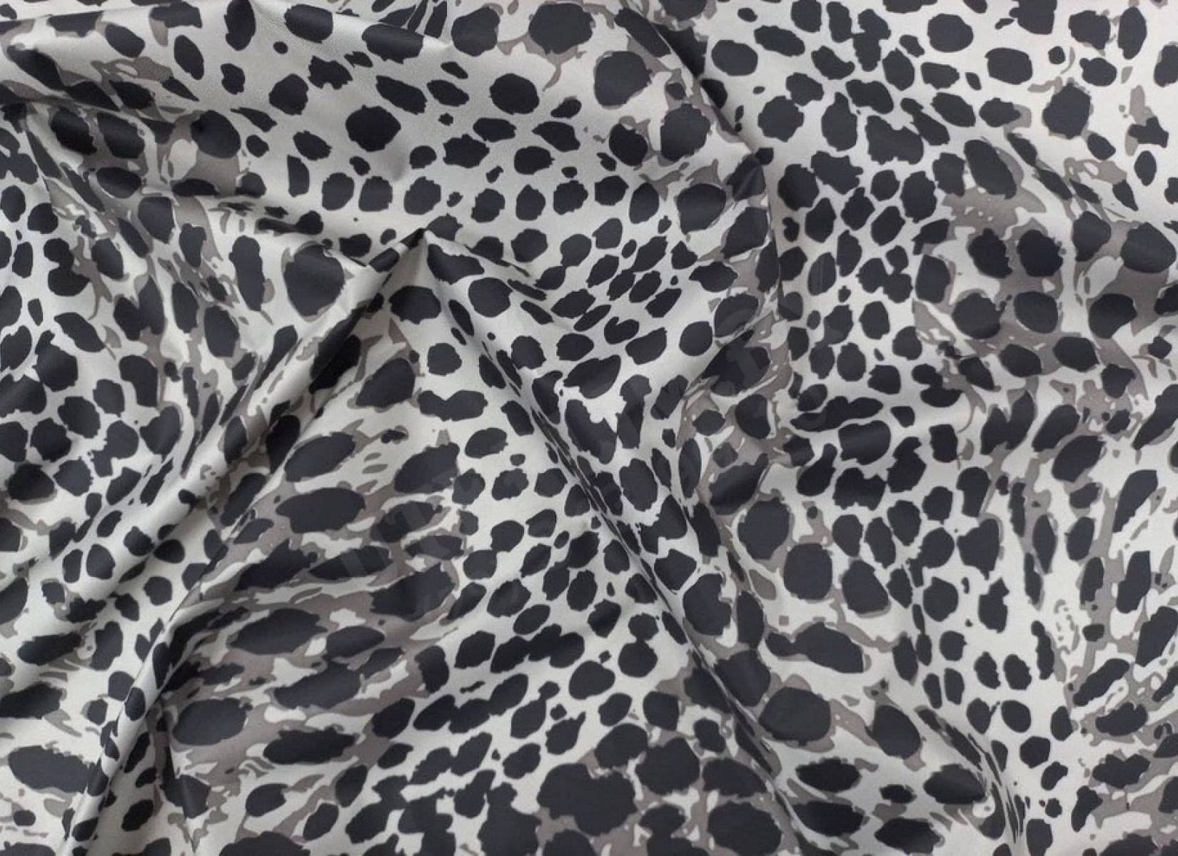Ткань с принтом леопард